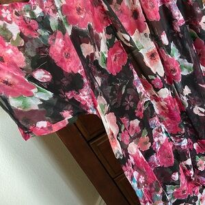 Betsey Johnson sheer Floral Pink and Black women’s kimono